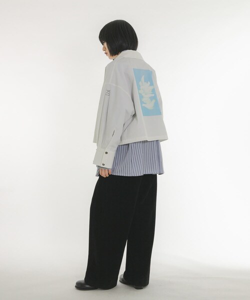 KBF(ケイビーエフ)の「『別注』Lee Izumida×KBF ブルゾン(ブルゾン・レディース・OFF/L.BEIGE/NAVY・One)」の10枚目の写真