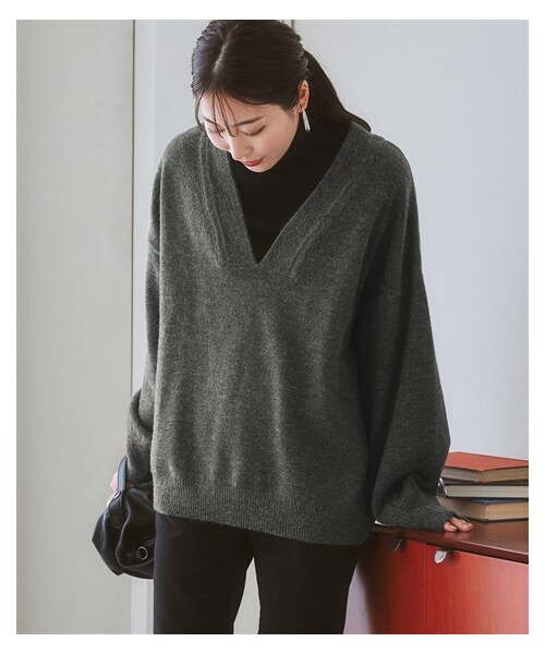 nissen（ニッセン）の「深Vネックニットトップス（ニット/セーター・レディース・ライトベージュ杢/ブルー/チャコールグレー杢/グリーン・L/LL/S/M）」の2枚目の写真