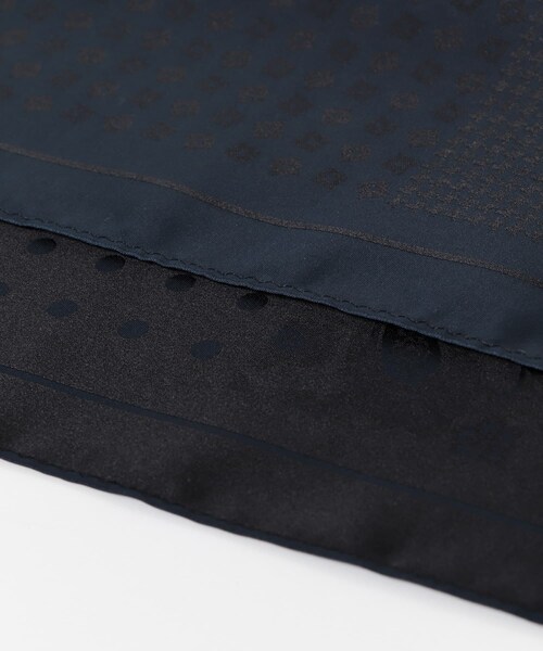 URBAN RESEARCH DOORS（アーバンリサーチドアーズ）の「LIFE STYLE TAILOR　シルクジャガード四面チーフ（ハンカチ/ハンドタオル・メンズ・SILVER/NAVY/BROWN/KHAKI・FREE）」の12枚目の写真