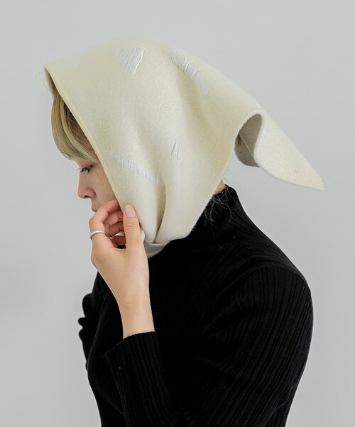 URBAN RESEARCH（アーバンリサーチ）の「malamute　night on earth scarf（バンダナ/スカーフ・レディース・khaki/white/navy・FREE）」の7枚目の写真