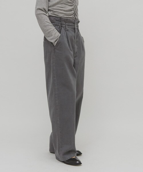 KBF（ケイビーエフ）の「フリルウエストツイルパンツ（その他パンツ・レディース・BEIGE/GRAY/BROWN・One）」の6枚目の写真