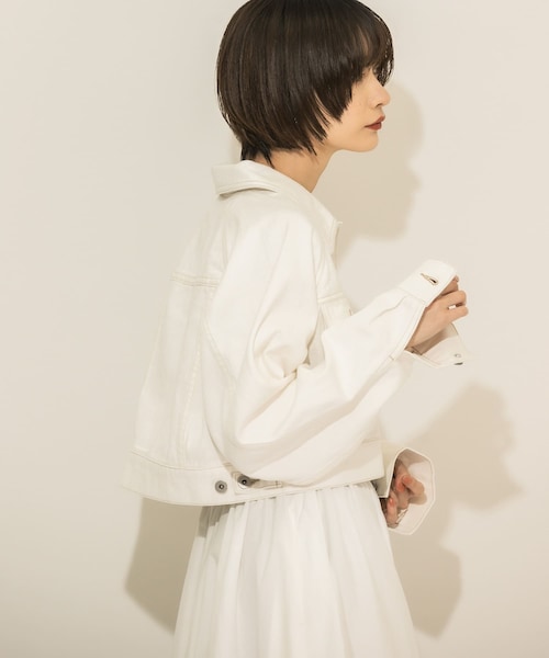 KBF（ケイビーエフ）の「ラグランショートデニムジャケット（デニムジャケット・レディース・NAVY/OFF・one）」の6枚目の写真