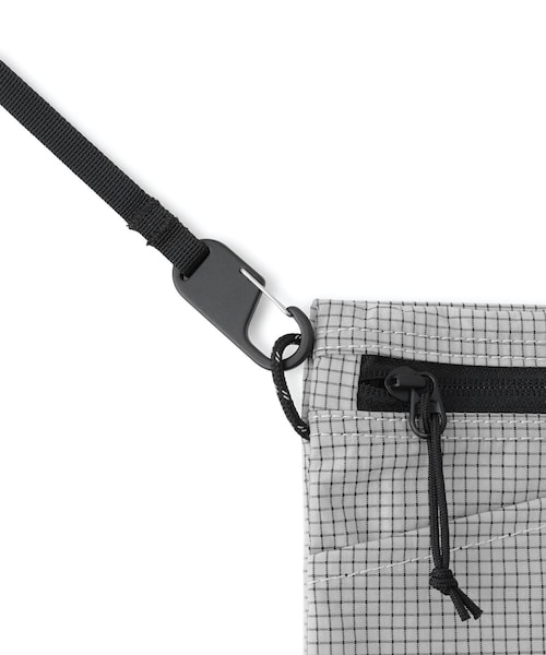 ROPE' PICNIC(ロペピクニック)の「【THE NORTH FACE/ザ・ノース・フェイス】RAFTER POUCH S SP(ショルダーバッグ・レディース・ブラック/ライトグレー・F)」の16枚目の写真