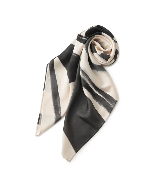 ADAM ET ROPE'（アダムエロペ）の「DOMY DIRECT print scarf（バンダナ/スカーフ・レディース・ブラック/グリーン・F）」の22枚目の写真