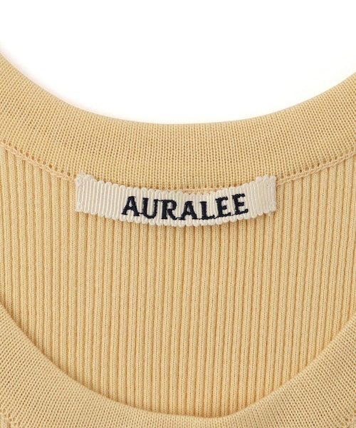 ADAM ET ROPE'（アダムエロペ）の「【公式サイト限定】【AURALEE(オーラリー)】COTTON HIGH GAUGE RIB KNIT TANK TOP（タンクトップ・レディース・ブラック/ホワイト/イエロー系・1）」の9枚目の写真