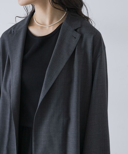 かぐれ（カグレ）の「YLEVE　WOOL TROPICAL WORK JACKET（テーラードジャケット・レディース・CHARCOAL・1）」の13枚目の写真