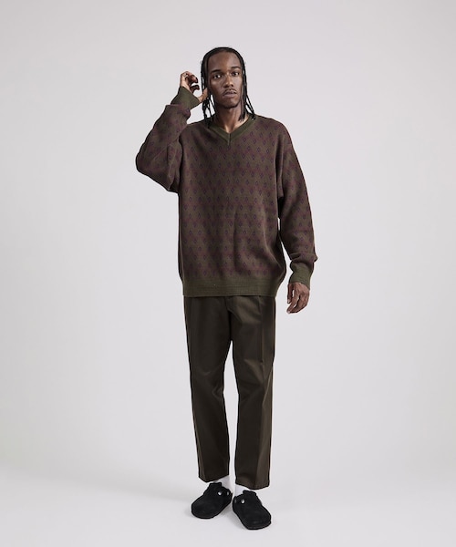 Saturdays NYC（サタデーズ ニューヨークシティ ）の「Charles Jacquard Vneck Sweater（ニット/セーター・レディース・ブラック/オリーブ・L/M/S/XL）」の22枚目の写真