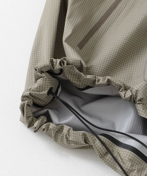 URBAN RESEARCH DOORS（アーバンリサーチドアーズ）の「THE NORTH FACE　Enride Rain Jacket（テーラードジャケット・メンズ・FR/K/OW・M/L/XL）」の16枚目の写真