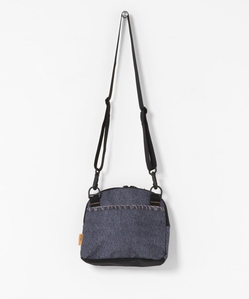 URBAN RESEARCH Sonny Label（アーバンリサーチサニーレーベル）の「NEEDBY heritage×GREGORY　TOASTY SHOULDER（ショルダーバッグ・レディース・GRAY・FREE）」の4枚目の写真