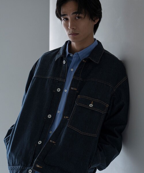 ADAM ET ROPE'(アダムエロペ)の「13oz デニムトラッカーズジャケット / ADAM ET ROPE' JEANS(デニムジャケット・メンズ・ブラック系/ネイビー・L/M/S)」の7枚目の写真