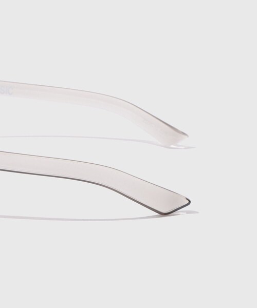 ADAM ET ROPE'（アダムエロペ）の「【ISNESS MUSIC/イズネス ミュージック】VEGA SUNGLASSES（サングラス・メンズ・ライトグレー/ブルー系・F）」の8枚目の写真