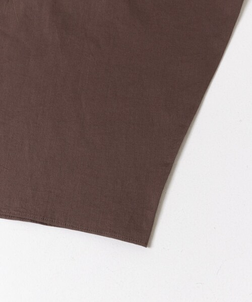 URBAN RESEARCH DOORS(アーバンリサーチドアーズ)の「コットンボイルロールアップスリーブブラウス(シャツ/ブラウス・レディース・ORANGE/BROWN/GREEN/NAVY・Free)」の14枚目の写真
