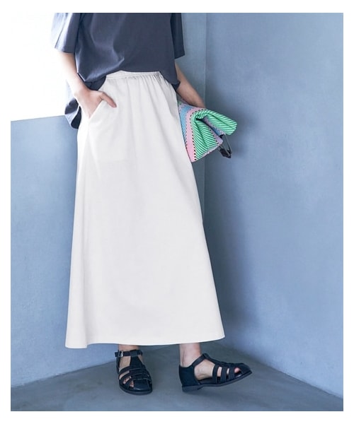 nissen（ニッセン）の「２ＷＡＹストレッチひんやりカットソーロングスカート（ゆったりヒップ）（接触冷感・UVカット・吸汗速乾）＜大きいサイズ有＞（スカート・レディース・ライムグリーン/ラベンダー/濃紺/黒系ギンガムチェック/アンティークパープル/オリーブカーキ/モカベージュ/黒/ロイヤルオレンジ/オフホワイト/ロイヤルブルー/プラム・L/LL/3L/4L/5L/6L/8L/10L/S/M）」の22枚目の写真