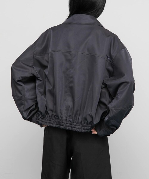 KBF（ケイビーエフ）の「ブライトZIPブルゾン（ブルゾン・レディース・BEIGE/D.NAVY・one）」の15枚目の写真