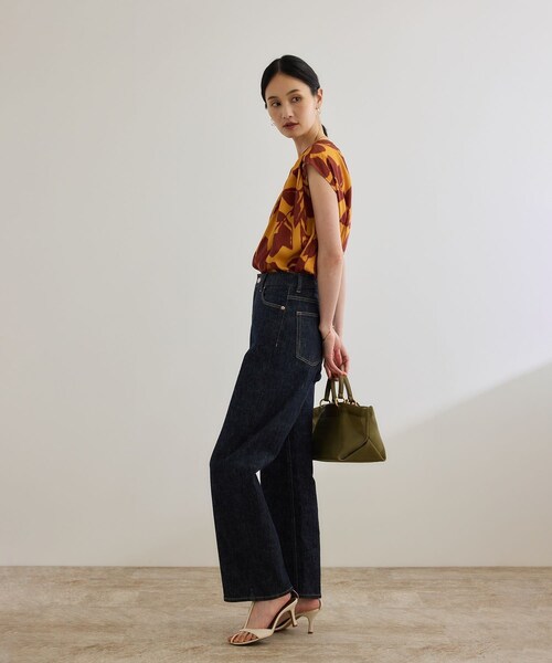 ROPE'（ロペ）の「DEVEAUXジオメトリックフラワーブラウス（シャツ/ブラウス・レディース・ブラック/オレンジ・F）」の6枚目の写真