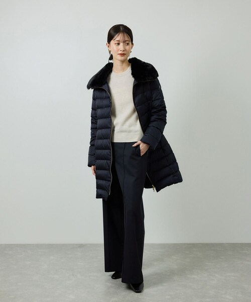 ROPE'(ロペ)の「サテンロング丈ダウンコート/イージーケア(ダウンジャケット/コート・レディース・ブラック/ネイビー・36/38)」の8枚目の写真