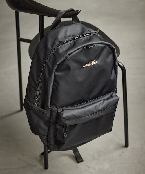 ROPE' PICNIC（ロペピクニック）の「【NEW ERA(R)/ニューエラ別注】LIGHT PACK 27L（バックパック/リュック・レディース・ブラック・F）」の2枚目の写真