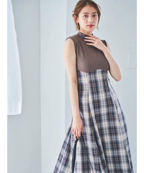 dazzlin（ダズリン）の「【WEB限定】チェックノースリーブコルセットワンピース（ワンピース・レディース・グレー/パープル/ブルー/ベージュ・M/S）」の8枚目の写真