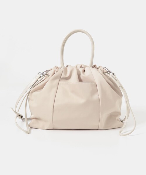 RODE SKO（ロデスコ）の「ショルダー付撥水キンチャクバッグ（ショルダーバッグ・レディース・BLACK/GRAY/IVORY・one）」の17枚目の写真