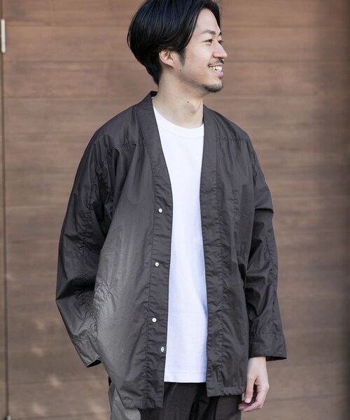 URBAN RESEARCH（アーバンリサーチ）の「コーティングタイプライターレイバーシャツ∴（ミリタリージャケット・メンズ・KHAKI/CHARCOAL・S/M/L）」の4枚目の写真