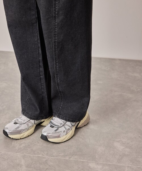 NERGY（ナージー）の「【シアバター配合】カーブワイドパンツ（デニムパンツ・レディース・ブラック・M/S）」の18枚目の写真