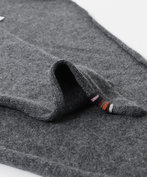 URBAN RESEARCH（アーバンリサーチ）の「Extreme Cashmere　bandana（バンダナ/スカーフ・レディース・rosa/d brown/felt/raven・-）」の11枚目の写真