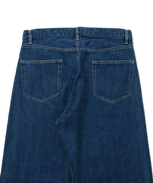 ADAM ET ROPE'（アダムエロペ）の「【AURALEE】SELVEDGE LIGHT DENIM PANTS（デニムパンツ・メンズ・ブルー系・3/4/5）」の9枚目の写真