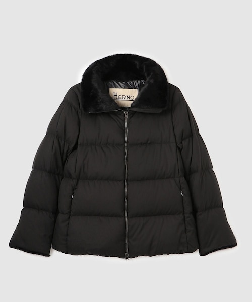 ROPE'（ロペ）の「【WEB限定/一部店舗限定】【HERNO(ヘルノ)】エコファーショート丈ダウンコート（ダウンジャケット/コート・レディース・ブラック/オフホワイト・M/S）」の20枚目の写真