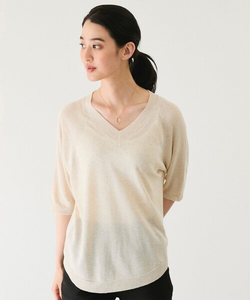 Jayro（ジャイロ）の「Ｖネック5分袖ニットトップス　　（ニット/セーター・レディース・グレー/ベージュ/モスグリーン/ネイビー/ブルー/ピンク/イエロー・F）」の20枚目の写真