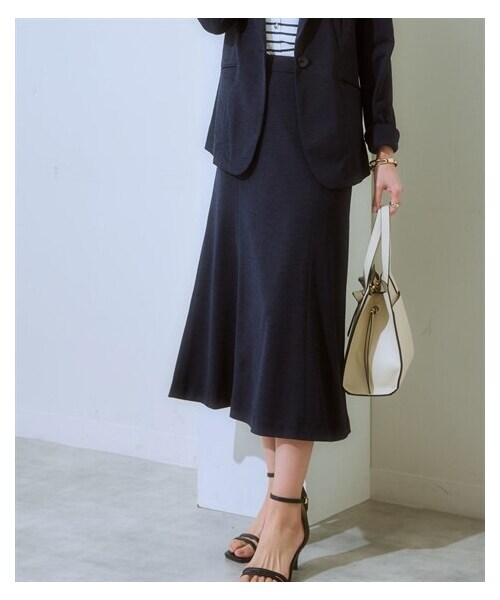nissen（ニッセン）の「【レディーススーツ】セットアップ対応ロング丈ソフトマーメイドスカート（上下別売・うすカルジャージーシリーズ）（スーツパンツ・レディース・ネイビー/黒/グレージュ・S/M/L/LL/3L/4L/5L/6L/8L）」の20枚目の写真