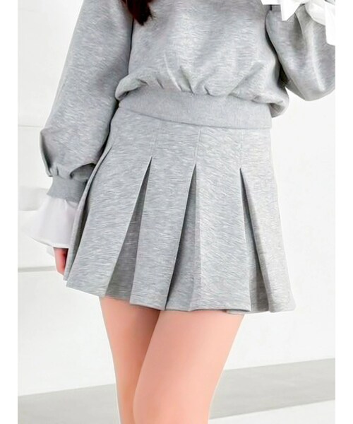 dazzlin（ダズリン）の「ハイウエストカットプリーツミニスカート（スカート・レディース・オフホワイト/グレー/ネイビー・S/M）」の11枚目の写真