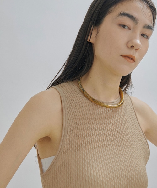 ADAM ET ROPE'（アダムエロペ）の「【公式サイト限定】【BATONER for SALON】SEE THROUGH TANK TOP（タンクトップ・レディース・ベージュ/ネイビー/サックス・F）」の8枚目の写真