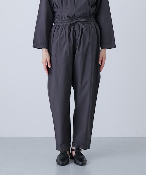 かぐれ(カグレ)の「COSMIC WONDER シルクコットンブロードフォークパンツ(その他パンツ・レディース・Charcoal/Violet ash・1)」の10枚目の写真
