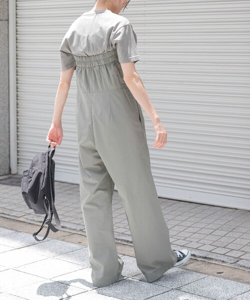URBAN RESEARCH DOORS(アーバンリサーチドアーズ)の「FORK&SPOON ベアトップオールインワン(サロペット/オーバーオール・レディース・BLACK/KHAKI・1/2)」の17枚目の写真