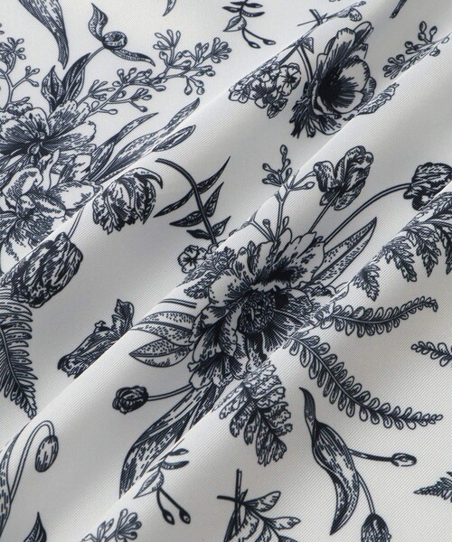 ROPE' PICNIC（ロペピクニック）の「90×90 アソートビンテージライクパターンスカーフ（バンダナ/スカーフ・レディース・ブラック系/ブルー系/ワイン・F）」の21枚目の写真