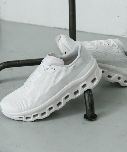 URBAN RESEARCH DOORS（アーバンリサーチドアーズ）の「On　CLOUDMONSTER VOID（スニーカー・メンズ・EMBER/OX/WHITE/BLK/BLK・26/26.5/27/27.5/28/28.5/29/30）」の9枚目の写真