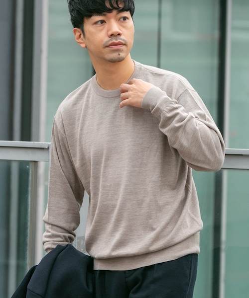 URBAN RESEARCH ROSSO（アーバンリサーチロッソ）の「イタリア糸メリノウールクルーニット（ニット/セーター・メンズ・GREIGE/GRAY/DARK BROWN/NAVY/BLACK・M/L）」の2枚目の写真