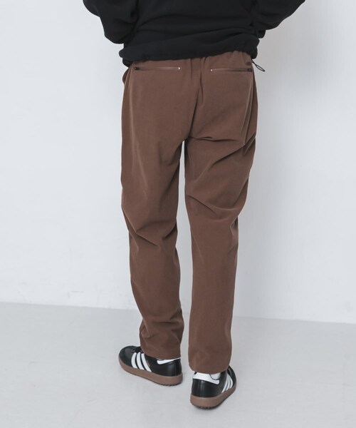 URBAN RESEARCH Sonny Label（アーバンリサーチサニーレーベル）の「OOPS　裏起毛コーデュロイパンツ（その他パンツ・メンズ・BLACK/BROWN・M/L/XL）」の20枚目の写真