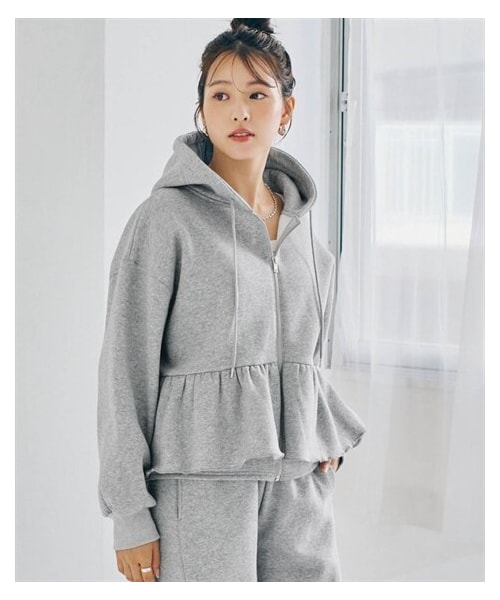 nissen（ニッセン）の「裏起毛スウェットペプラムジップアップパーカー