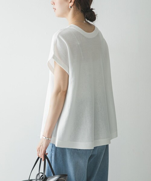 URBAN RESEARCH（アーバンリサーチ）の「『UVカット』2WAYフレンチスリーブニット（ニット/セーター・レディース・OFF/BEIGE/CHARCOAL/NAVY・FREE）」の7枚目の写真