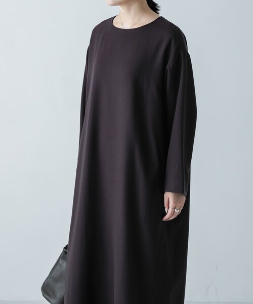 かぐれ(カグレ)の「WIRROW Botany wool dress(ワンピース・レディース・Mauve gray/Dark brown・1)」の15枚目の写真