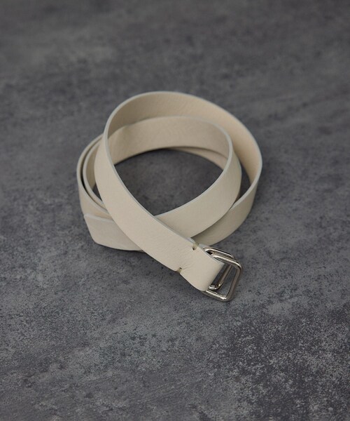 ADAM ET ROPE'（アダムエロペ）の「【J'aDoRe・店舗限定】【R&D.M.Co-OLDMAN'S TAILOR】W BUCKLE BELT（ベルト・レディース・ブラック/ホワイト/レッド・F）」の2枚目の写真
