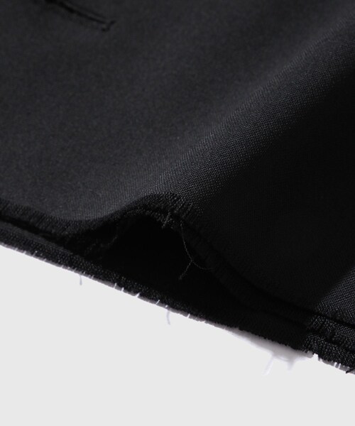 ADAM ET ROPE'（アダムエロペ）の「【CODA/コーダ】WOOL CUT OFF DOUBLE BREASTED LENTO BLAZER（テーラードジャケット・メンズ・ブラック・1/2）」の10枚目の写真