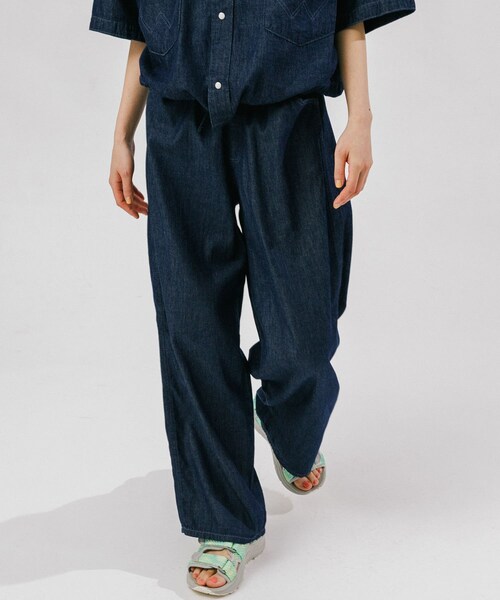EKAL(エカル)の「『別注』Wrangler×EKAL ライトデニムリラックスバギーパンツ(デニムパンツ・レディース・USED/O.W・Free)」の14枚目の写真