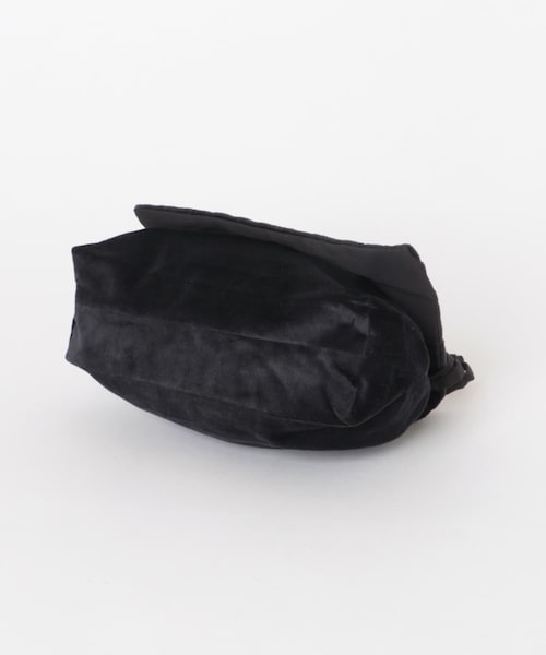 かぐれ（カグレ）の「Khadi&co　VELVET FLAP Shoulder Bag（ショルダーバッグ・レディース・BK・Free）」の6枚目の写真