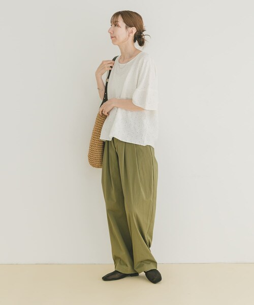 ITEMS URBANRESEARCH（アイテムズ アーバンリサーチ）の「ナイロンコクーンパンツ（その他パンツ・レディース・KHK/BEG/NVY・FREE）」の16枚目の写真