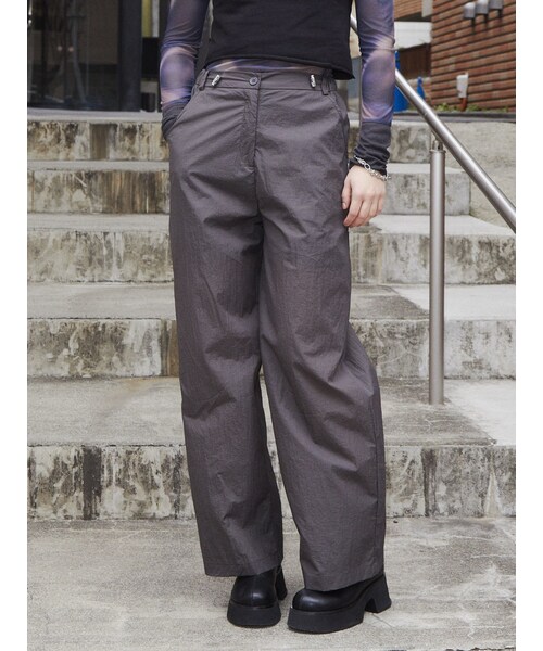 EMODA（エモダ）の「【VEQUM】AIR NYLON LOOSE PANTS（その他パンツ・レディース・グレー/パープル・S/M/F）」の17枚目の写真
