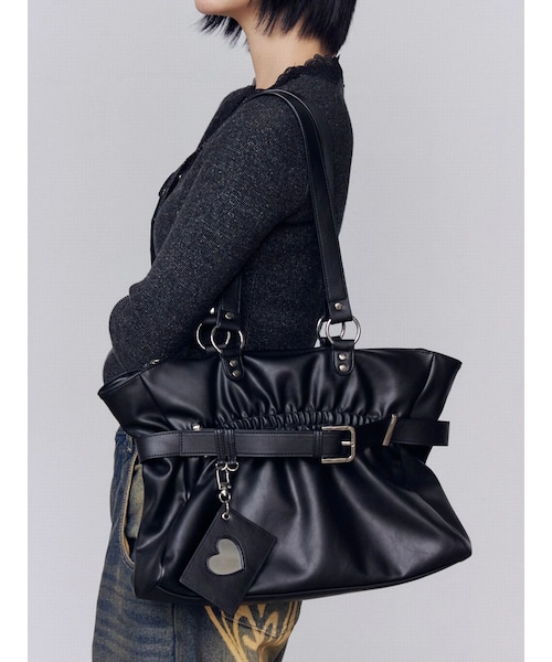 EMODA（エモダ）の「ベルトギャザートートバッグ（トートバッグ・レディース・レッド・F）」の9枚目の写真