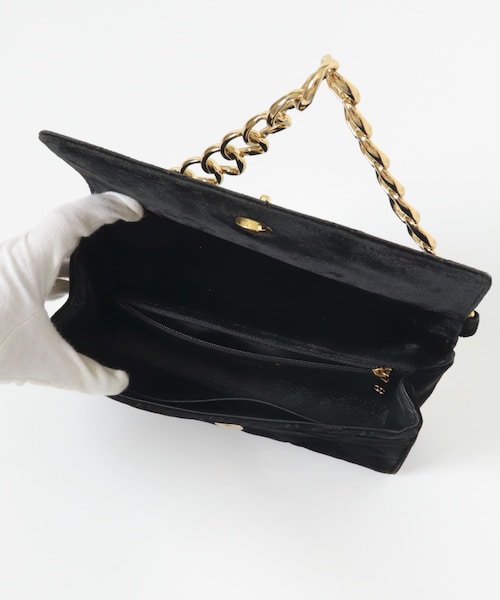 URBAN RESEARCH(アーバンリサーチ)の「VINTAGE シャネル00Sベロアマトラッセショルダー(ショルダーバッグ・レディース・-・-)」の7枚目の写真