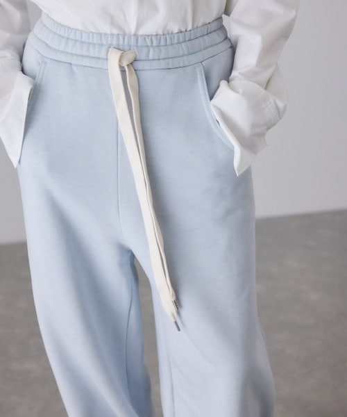 ADAM ET ROPE'(アダムエロペ)の「ウールミックスコクーンイージーパンツ(その他パンツ・レディース・グレー/キナリ系/サックス・36/38)」の17枚目の写真